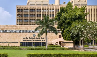 IIT Delhi Director offers MTech in Machine Intelligence and Data Science. Check details